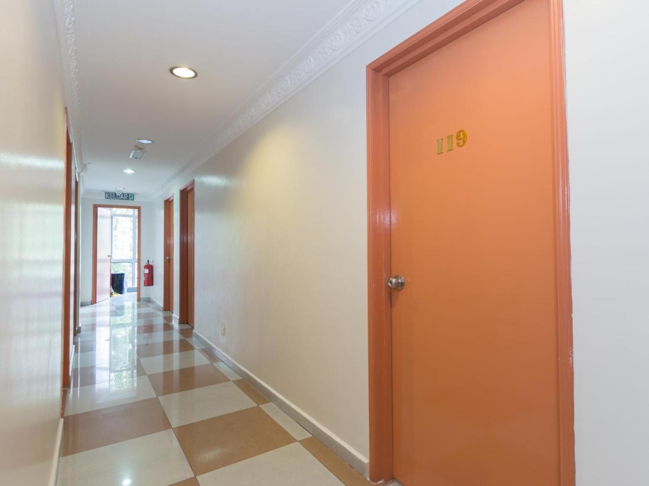 Oyo 424 Kk Inn Hotel Ampang  Exterior photo
